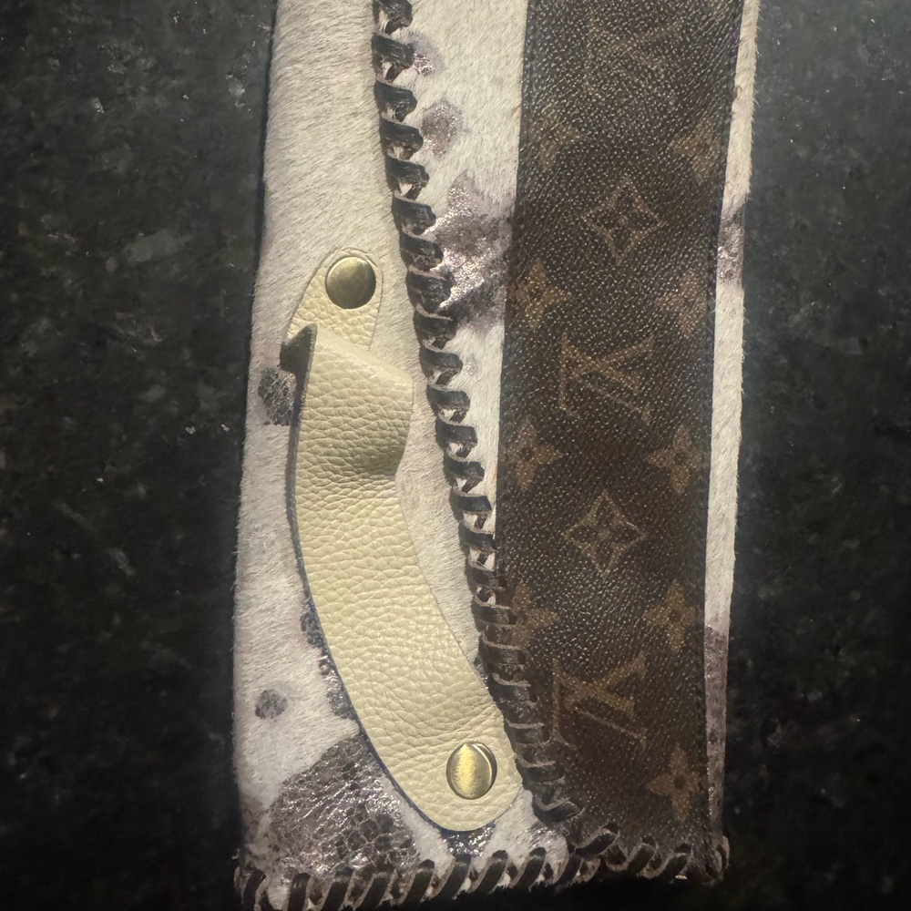 Louis Vuitton Brown and Cream Clutch